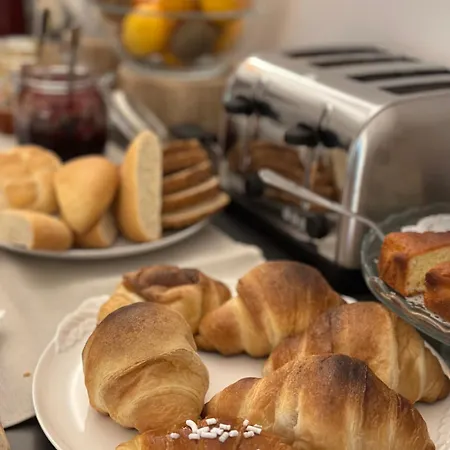 & Breakfast D'annunzio Pensjonat 3*