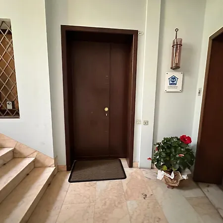 Πανσιόν & Breakfast D'annunzio 3*